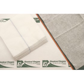 Bastos Viegas Vliesstoffkompressen mit Y-Schlitz 160 Stück (80 x 2)