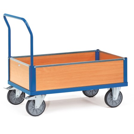 Fetra Kastenwagen, Holzwände