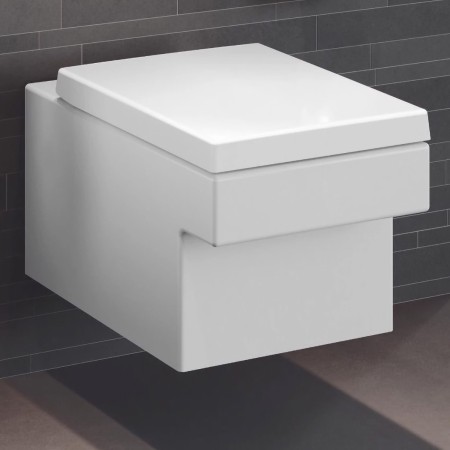 WC suspendu en céramique GROHE Cube, sans bride