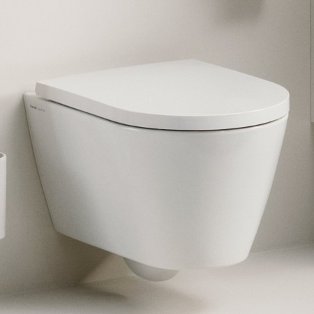 WC sospeso senza bordo LAUFEN Kartell, SilentFlush, EasyFit