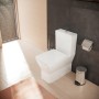 Vaso WC a terra hansgrohe EluPura Original Q 640 con scarico orizzontale AquaChannel Flush - vista dettagliata