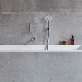 Mitigeur de baignoire encastré Duravit C.1 avec rosace carrée pour 2 utilisateurs