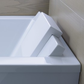 Baignoire balnéo rectangulaire Duravit Starck 170 x 90 cm avec système Combi E et dossier incliné