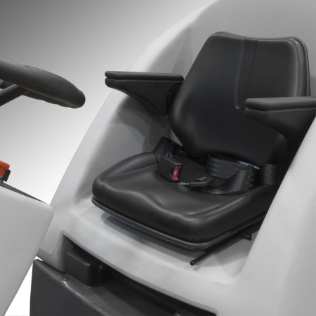 Laveuse-aspiratrice autoportée à batterie Lavor avec système de balayage et de lavage COMFORT L
